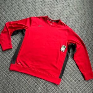 Nike Therma-Fit Sweatshirt, Men’s Size XL, Red / Black